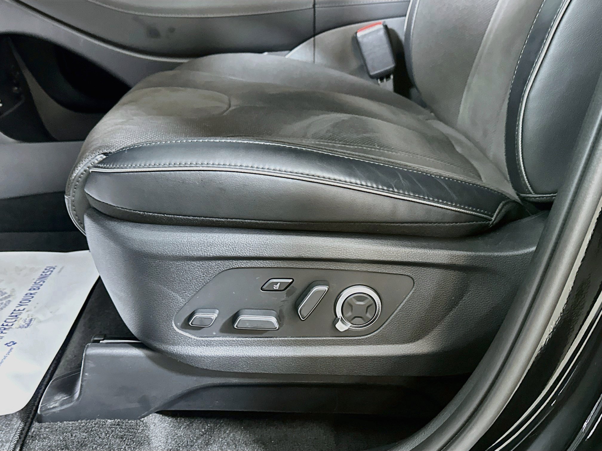 Used 2025 Hyundai Palisade Calligraphy AWD/4WD image 19