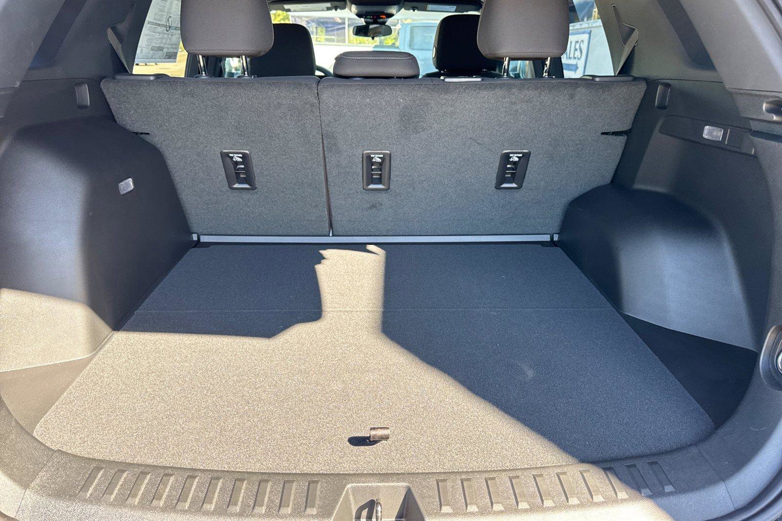 New 2026 Chevrolet Equinox LT FWD image 20