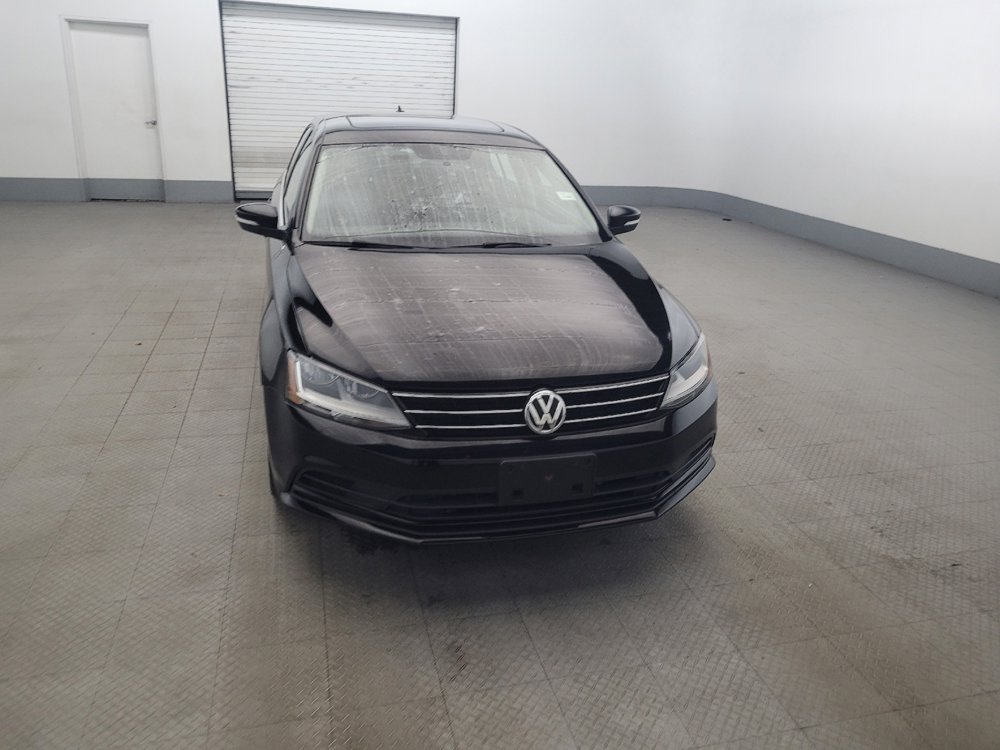 Used 2017 Volkswagen Jetta SE FWD image 14