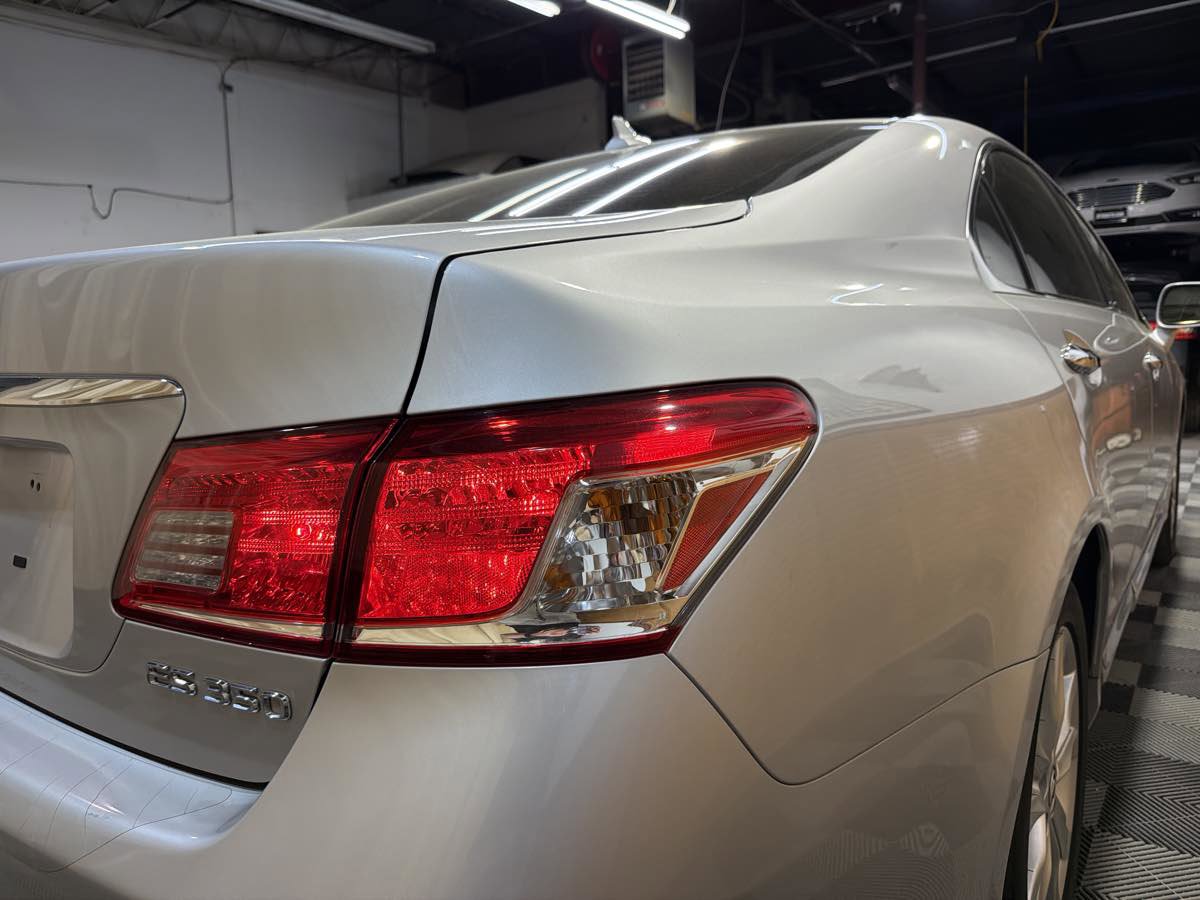 Used 2010 Lexus ES 350 image 10