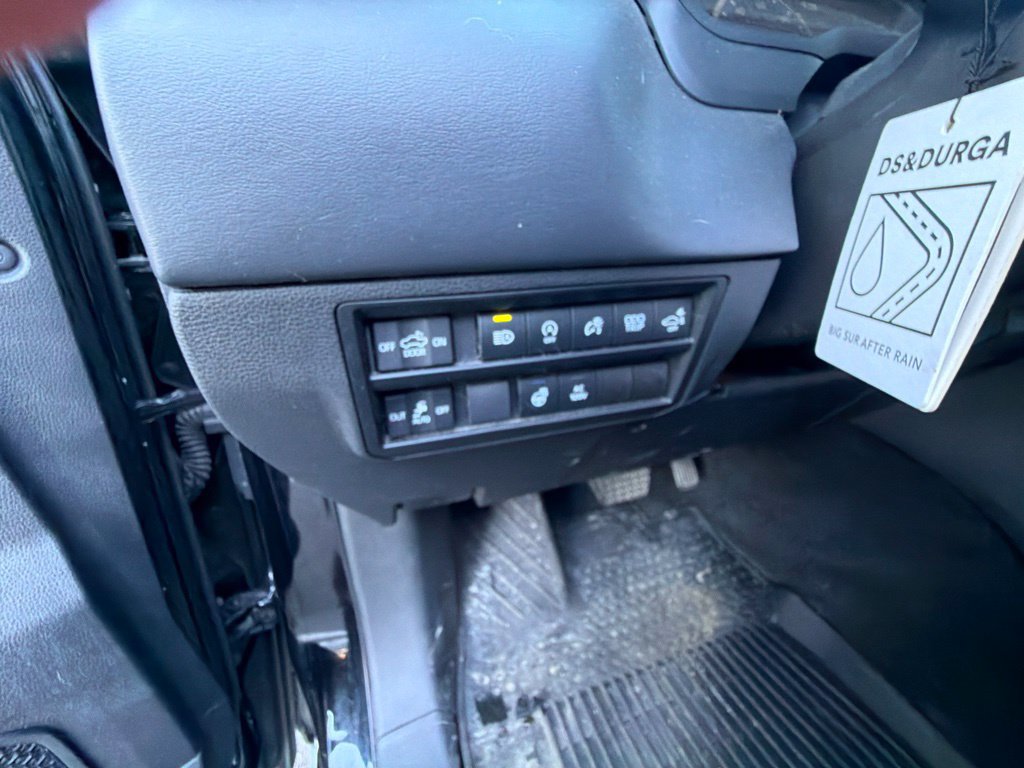 Used 2022 Toyota Tundra Platinum w/ Advanced Package AWD/4WD image 15
