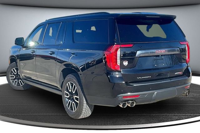 Used 2022 GMC Yukon XL AT4 w/ AT4 Premium Plus Package AWD/4WD image 4