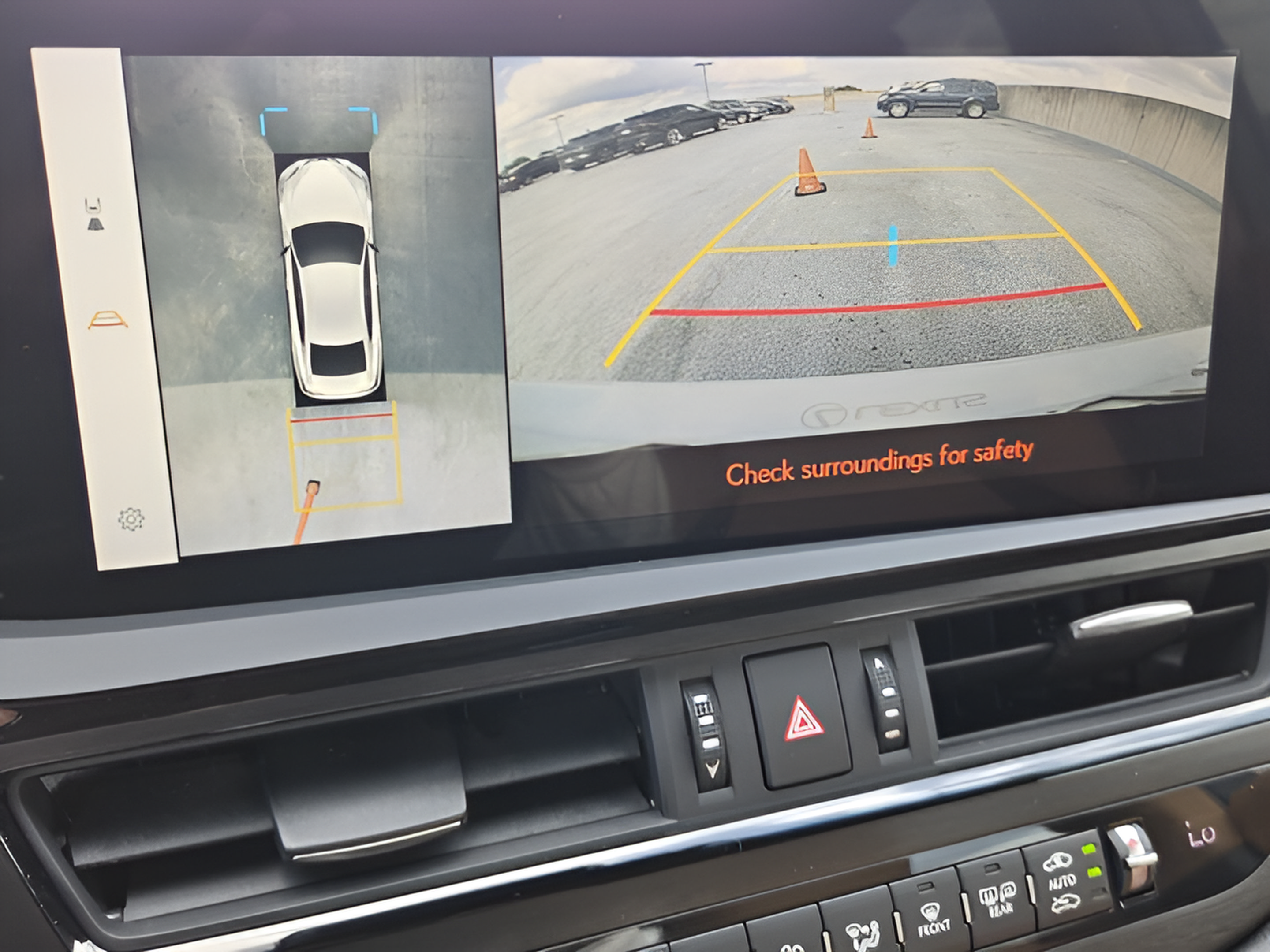 Certified 2023 Lexus ES 300h Ultra Luxury w/ Accessory Package (Z2) FWD image 19