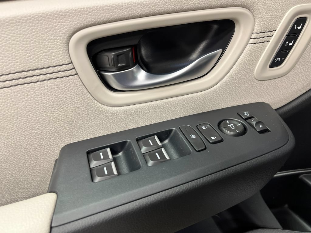 New 2026 Honda Pilot Elite image 13