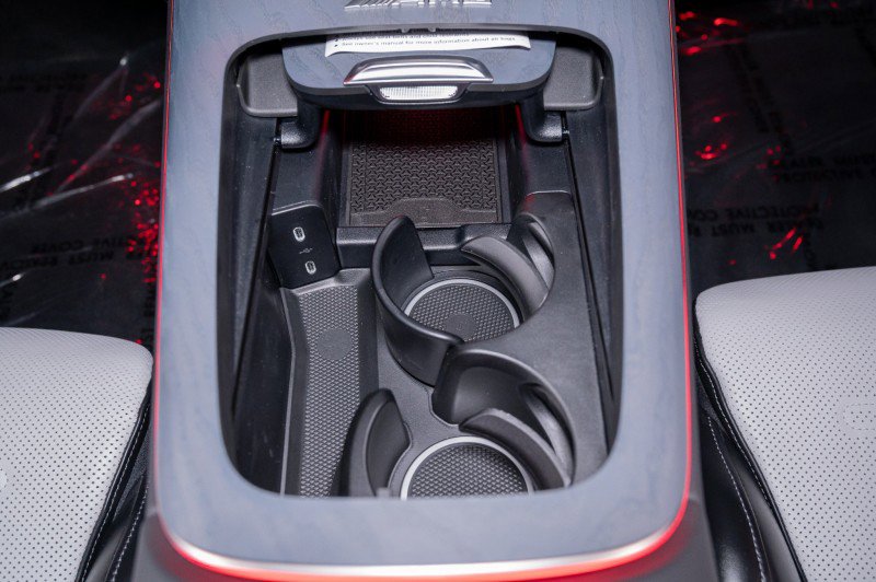 New 2026 Mercedes-Benz E 53 AMG e 4MATIC Sedan image 23