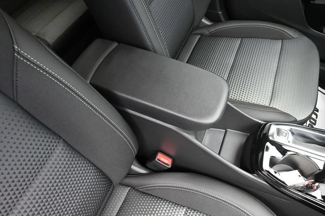 New 2026 Chevrolet Trax LT w/ Sunroof Package FWD image 30