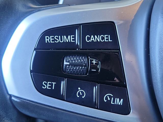 Used 2021 BMW 330e 330e iPerformance w/ M Sport Package image 8