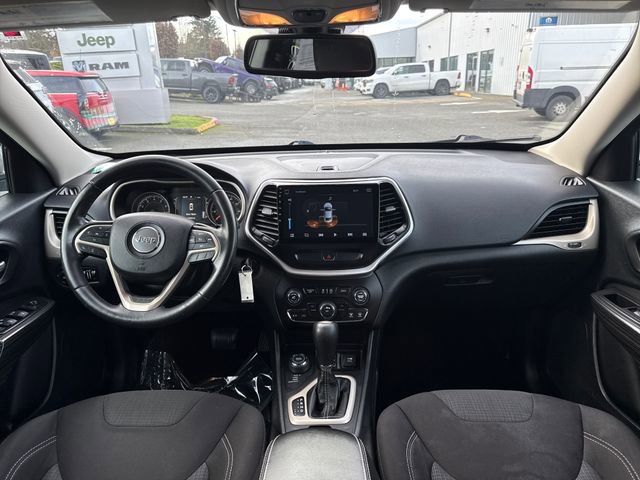 Used 2015 Jeep Cherokee Latitude image 13