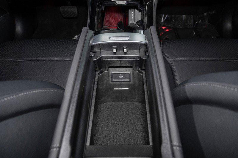 Certified 2026 Mercedes-Benz GLC 300 image 24