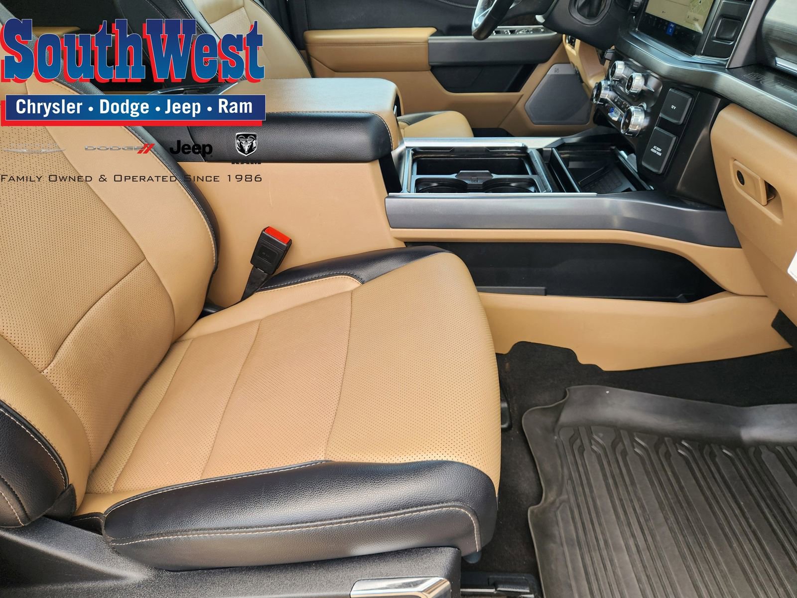 Used 2024 Ford F450 Lariat w/ Lariat Ultimate Package image 14