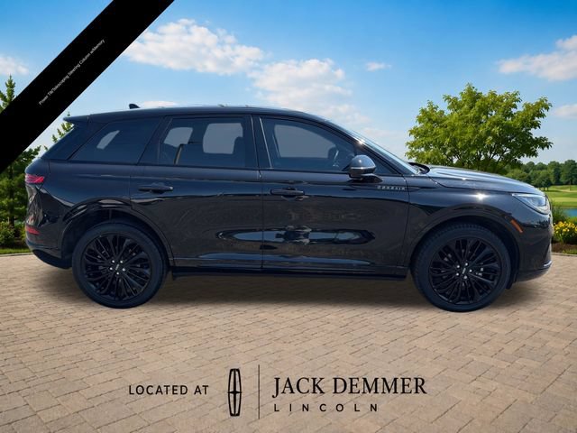 Used 2024 Lincoln Corsair AWD w/ Equipment Group 101A image 8