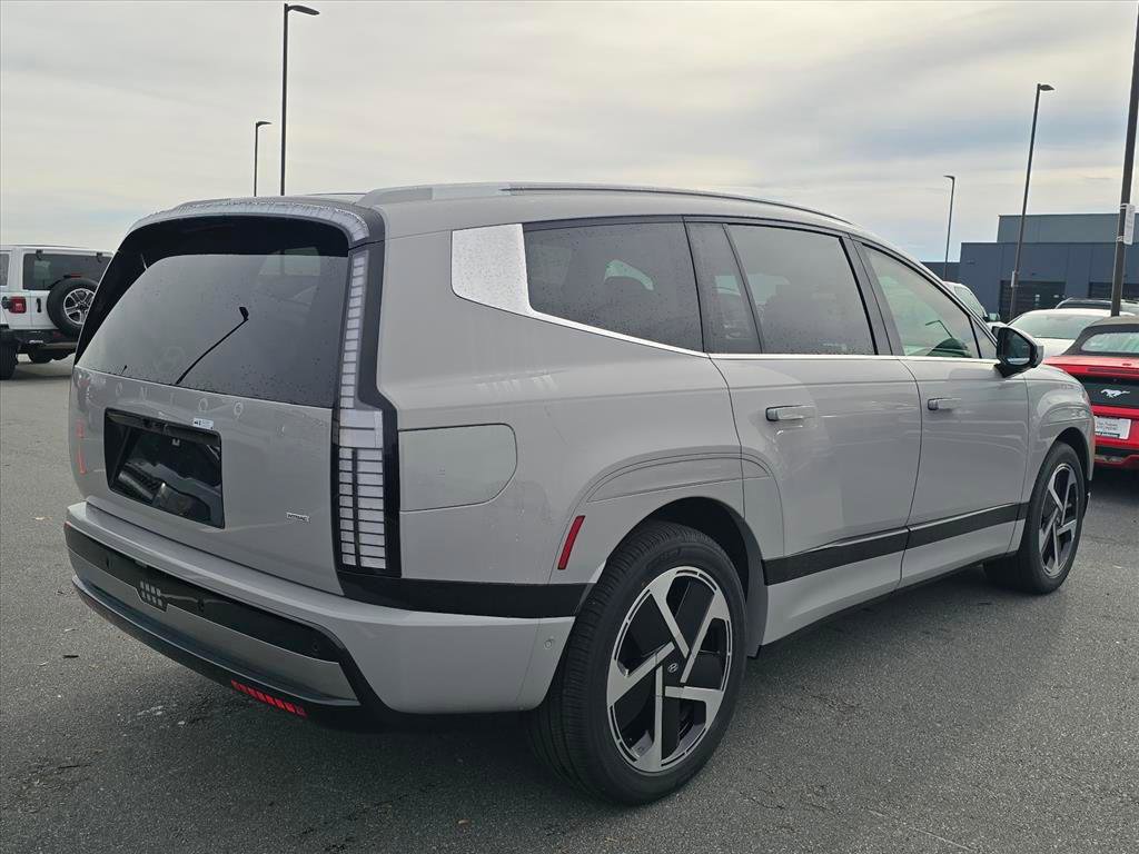 New 2026 Hyundai Ioniq 9 Calligraphy image 3