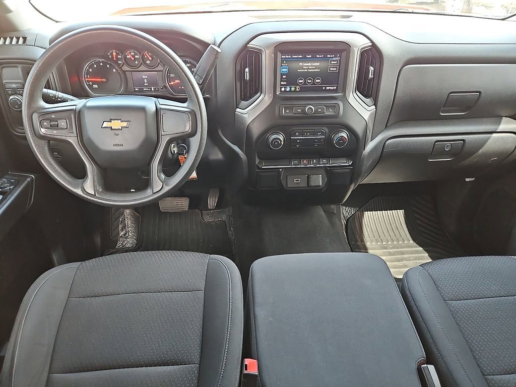 Used 2020 Chevrolet Silverado 1500 Custom w/ Custom Value Package RWD image 12