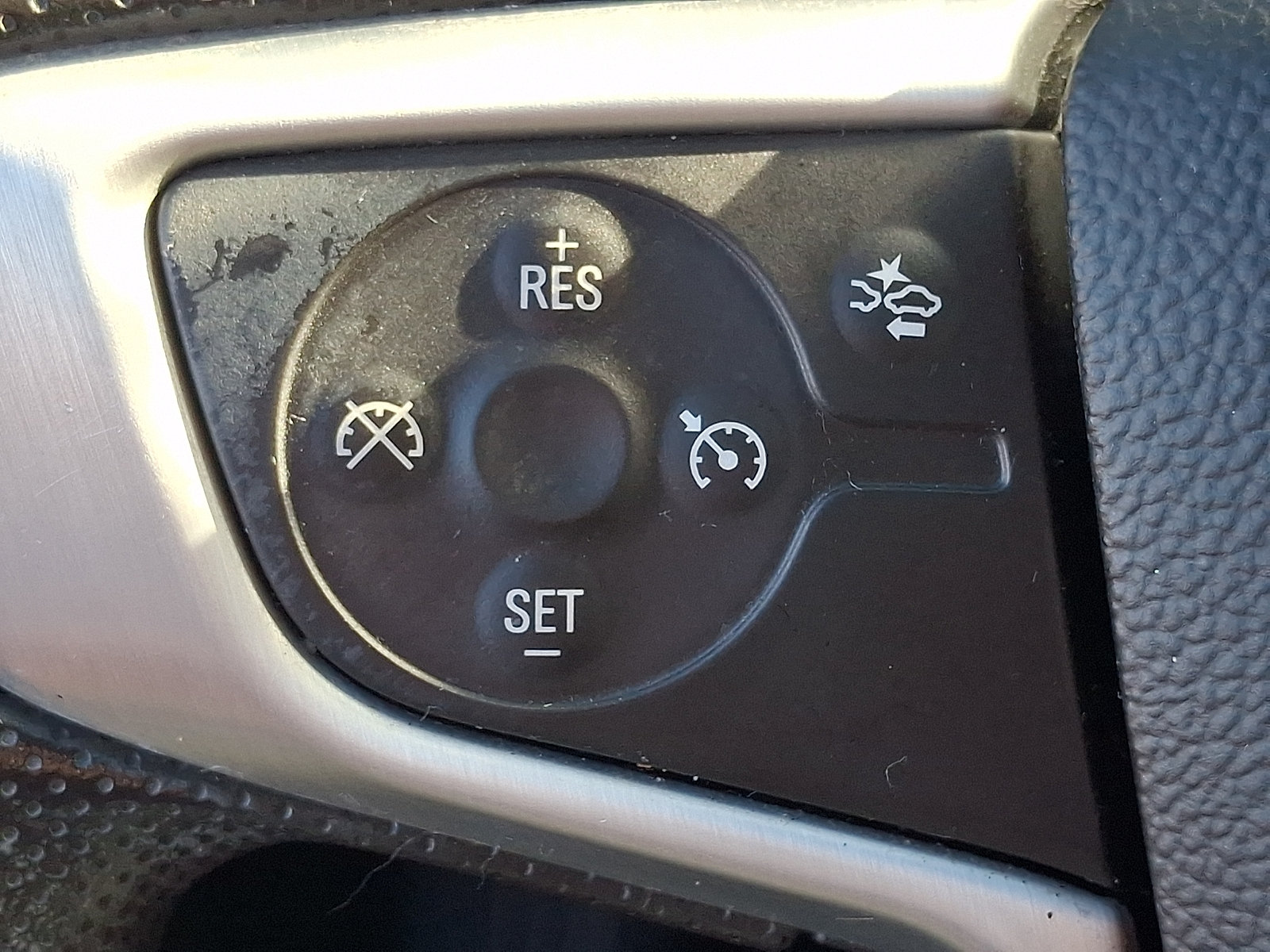 Used 2023 GMC Acadia SLE w/ Driver Convenience Package AWD/4WD image 23