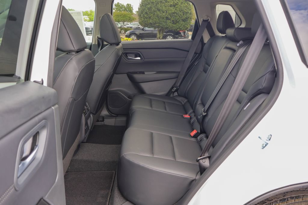 New 2026 Nissan Rogue SV AWD/4WD image 8