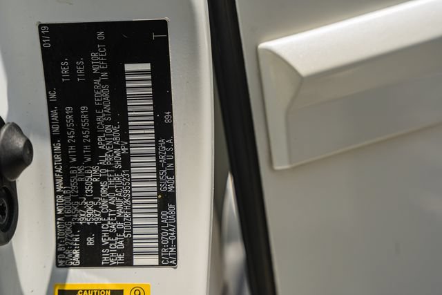Used 2019 Toyota Highlander Limited Platinum AWD/4WD image 36