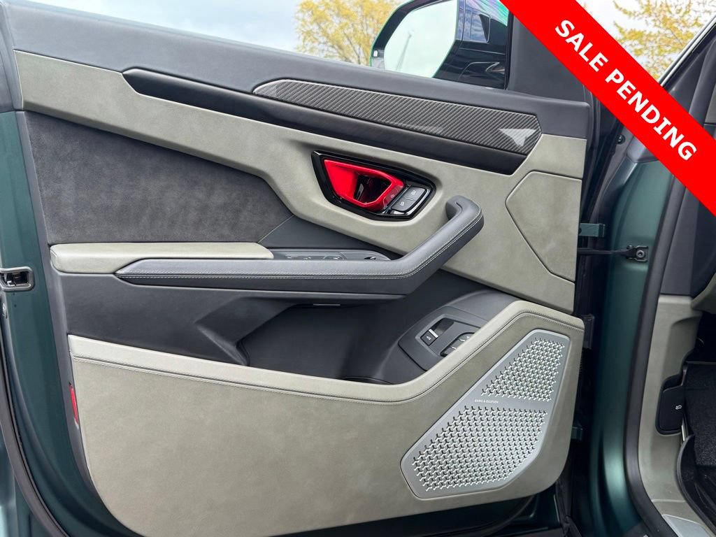 Used 2024 Lamborghini Urus S AWD/4WD image 27