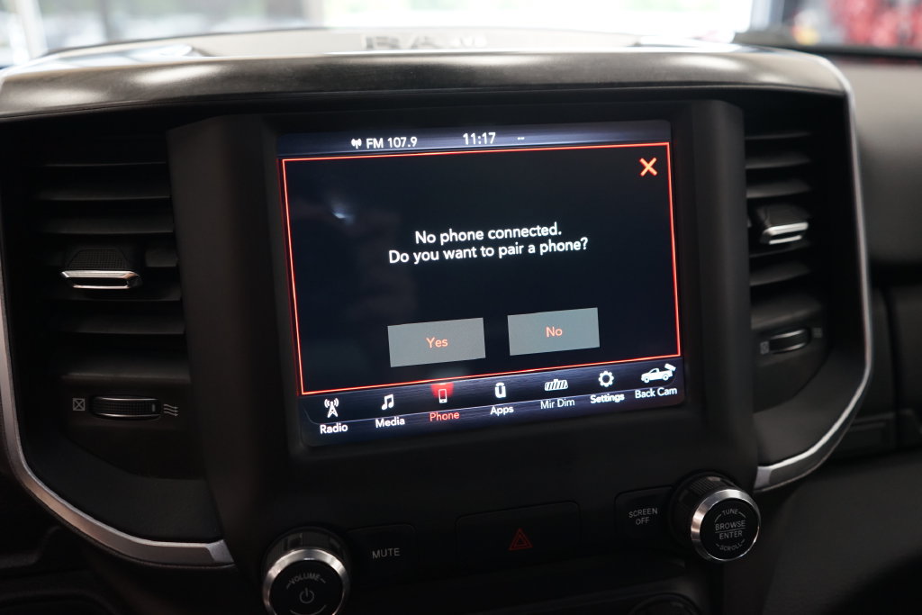 Used 2019 RAM 1500 Big Horn AWD/4WD image 34