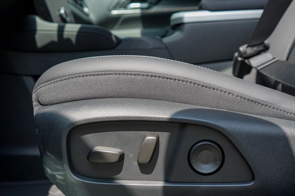 New 2026 GMC Terrain Elevation image 17