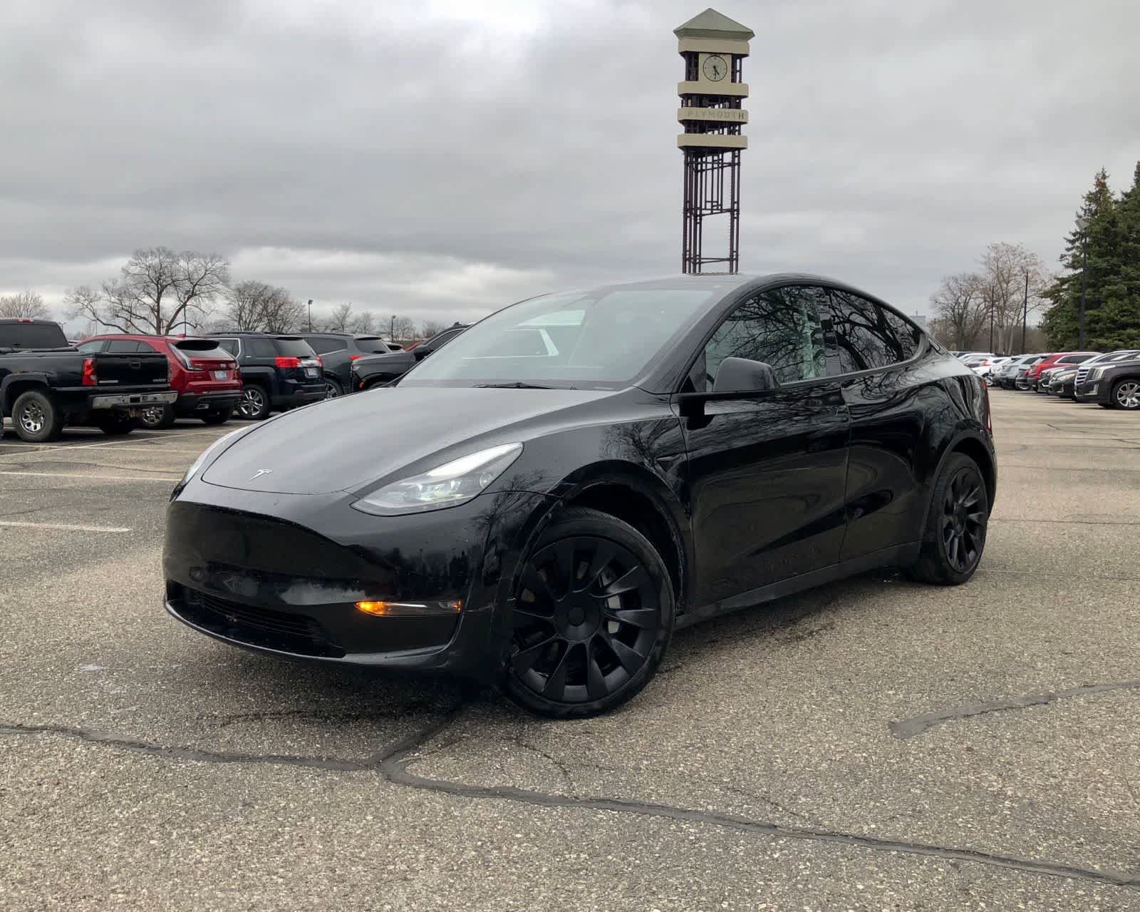 Used 2023 Tesla Model Y Long Range image 1