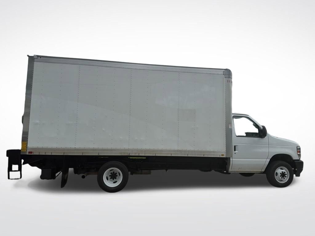 Used 2024 Ford E-450 and Econoline 450 Super Duty w/ Power Windows & Locks Group image 4