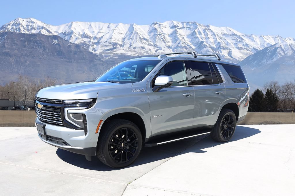 Used 2025 Chevrolet Tahoe High Country w/ Sun And Tow Package AWD/4WD image 2