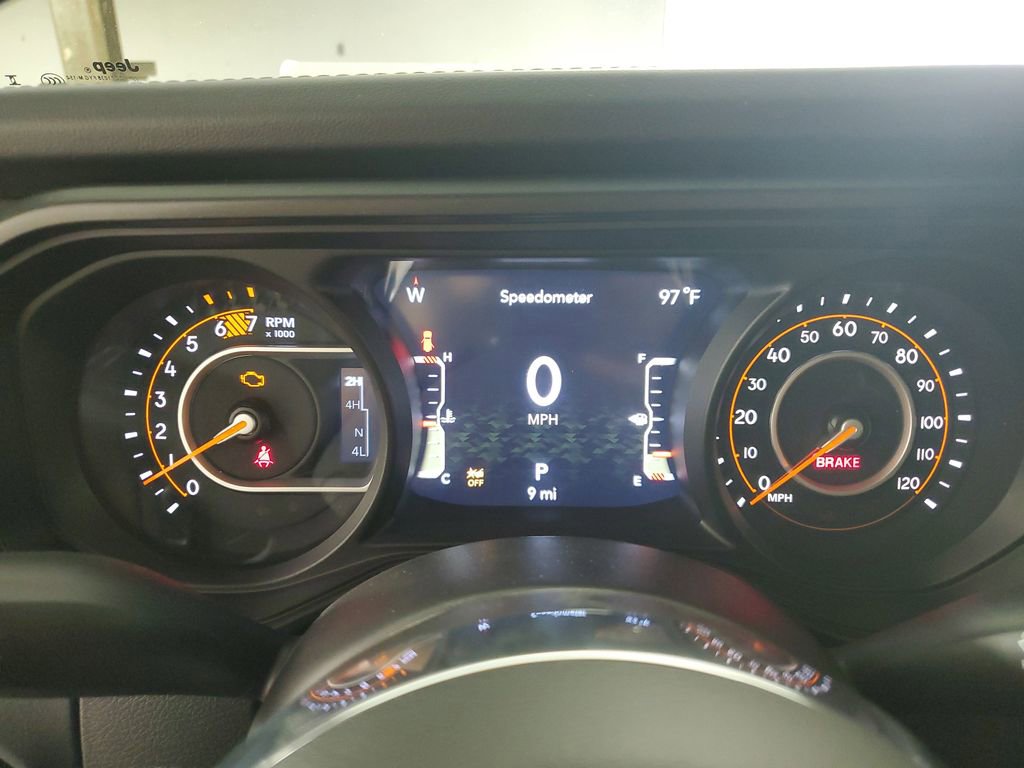 New 2025 Jeep Wrangler Sahara image 24