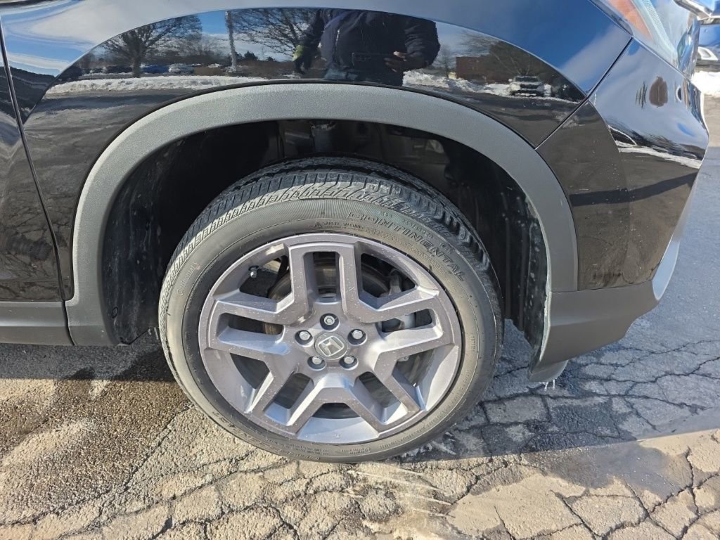 Used 2023 Honda Passport EX-L image 9