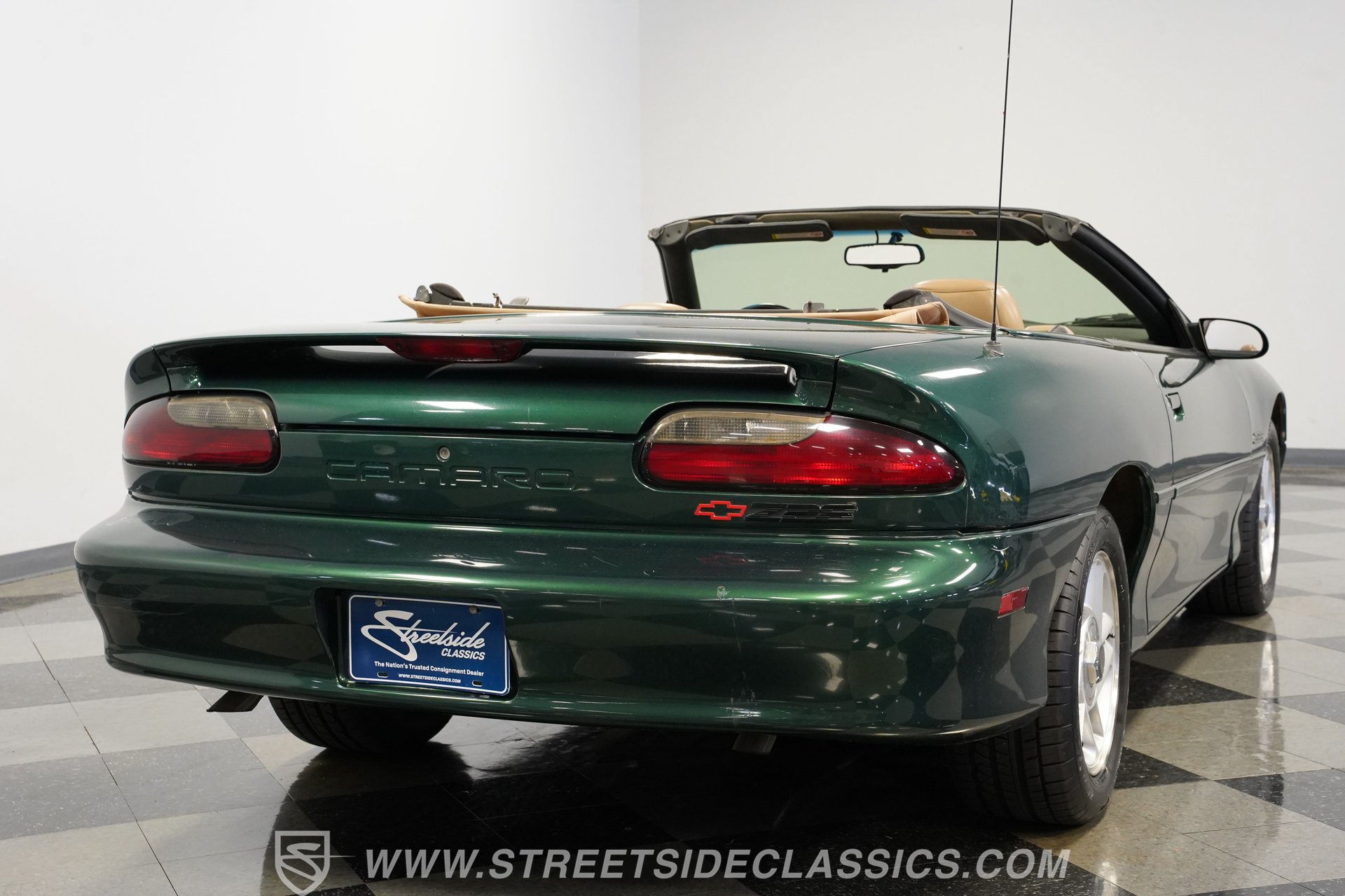 Used 1995 Chevrolet Camaro Z28 RWD image 12