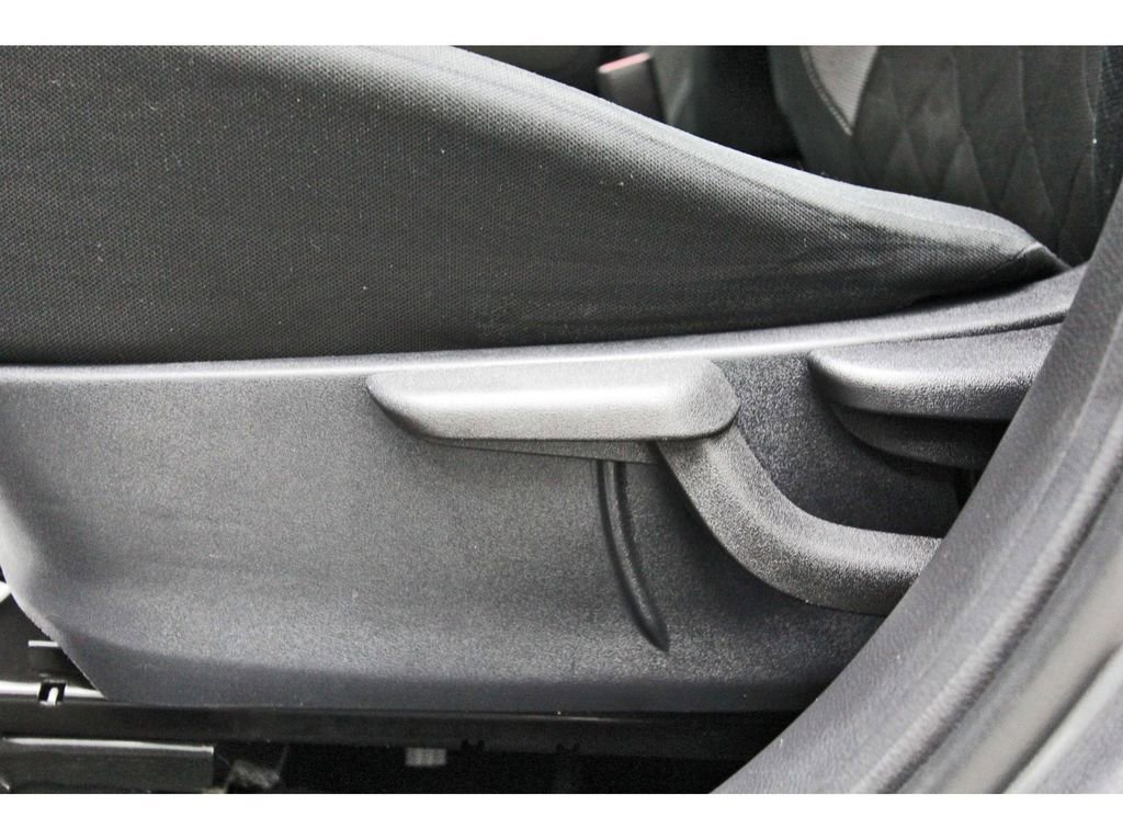 Used 2020 Nissan Kicks S FWD image 26