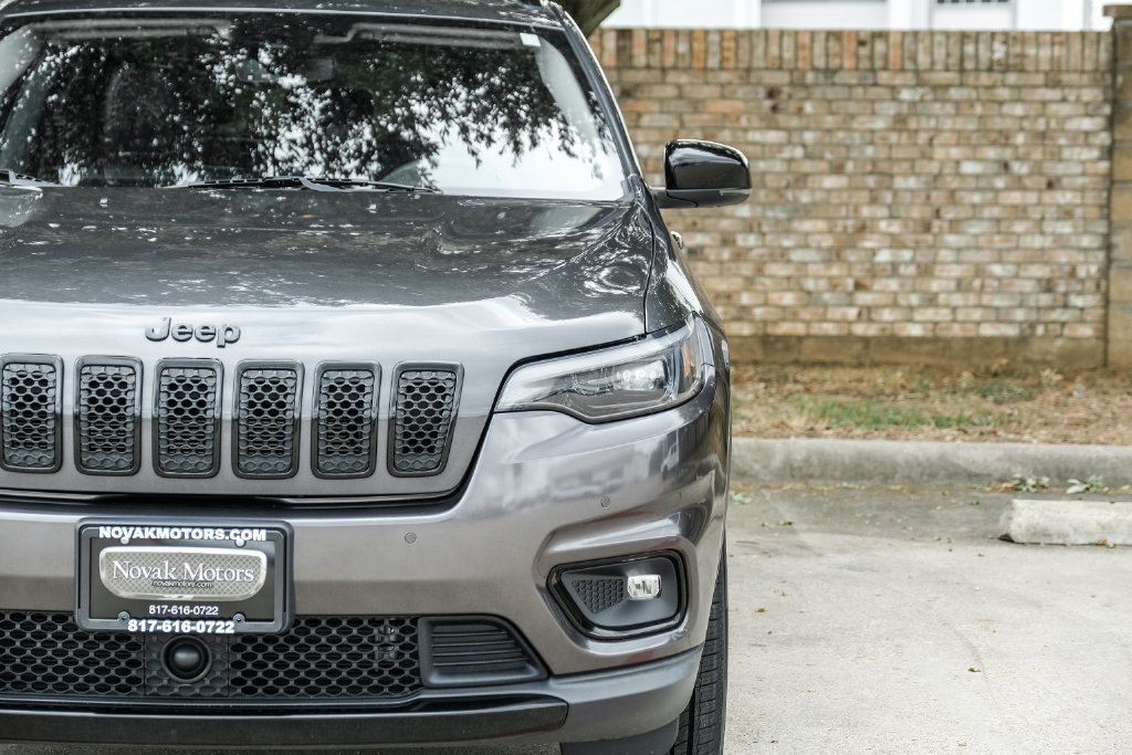 Used 2023 Jeep Cherokee Altitude Lux AWD/4WD image 60