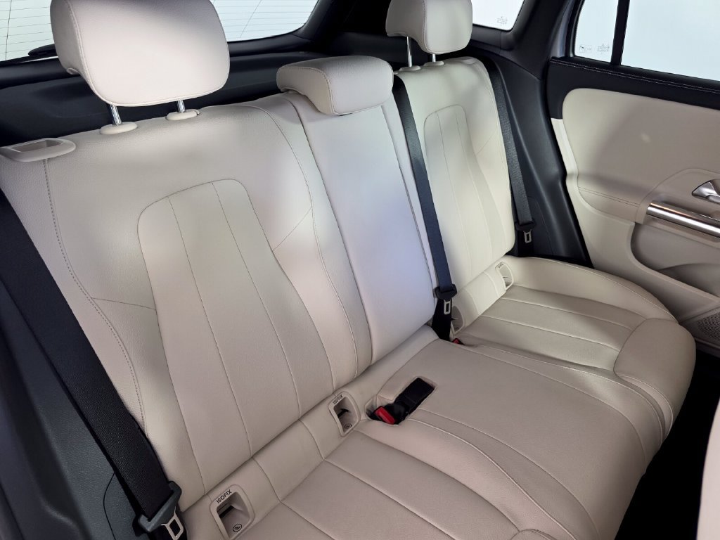 Certified 2026 Mercedes-Benz GLA 250 image 26