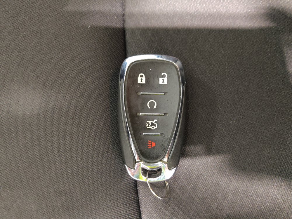 Used 2022 Chevrolet Malibu LT FWD image 32