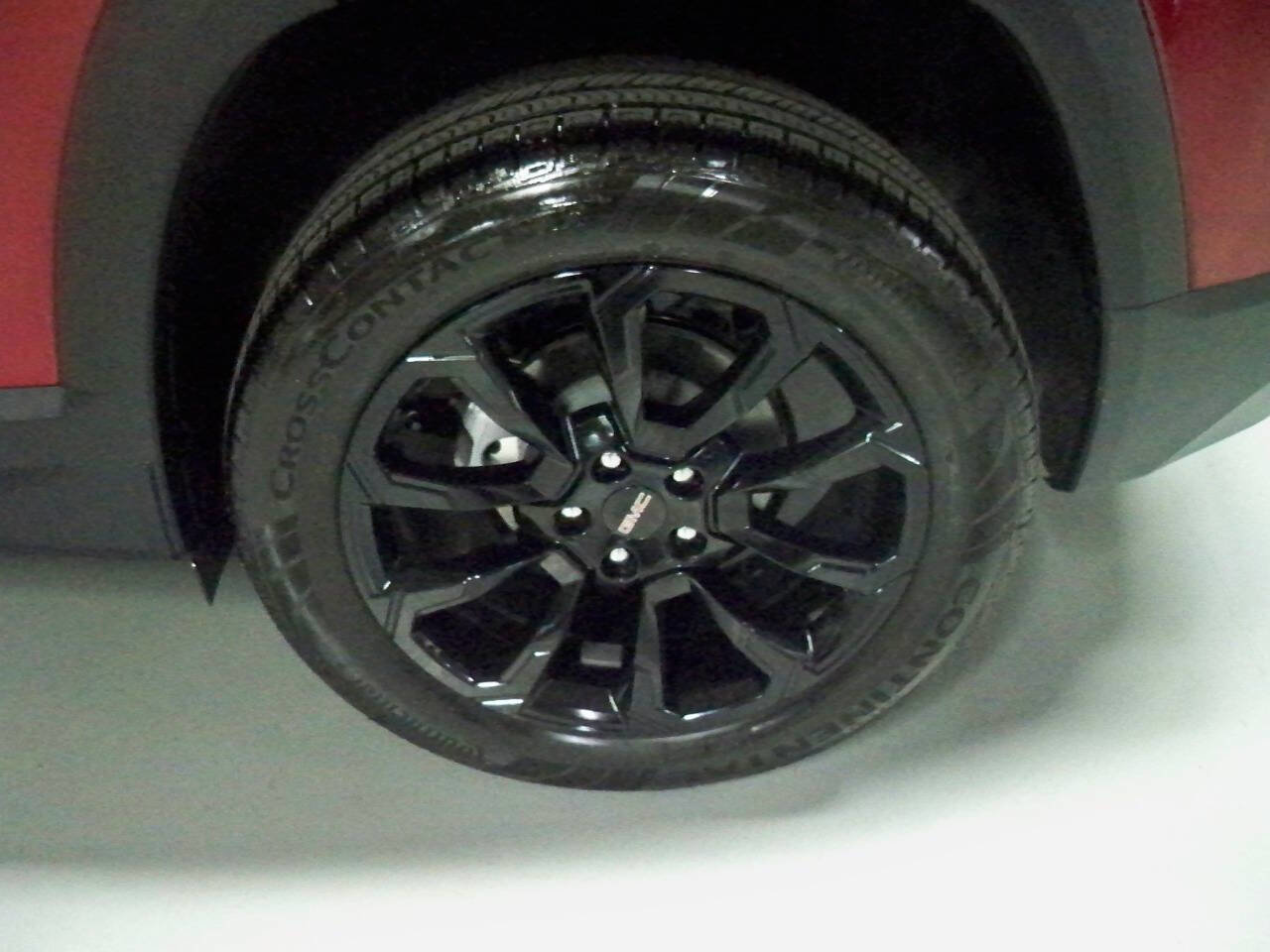 Used 2026 GMC Terrain Elevation w/ Elevation Premium Package image 9