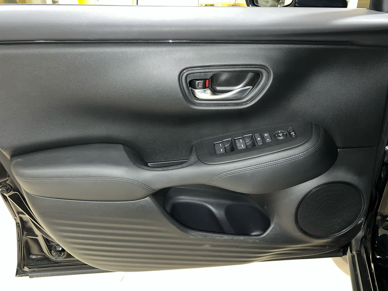 Certified 2024 Honda HR-V LX image 14