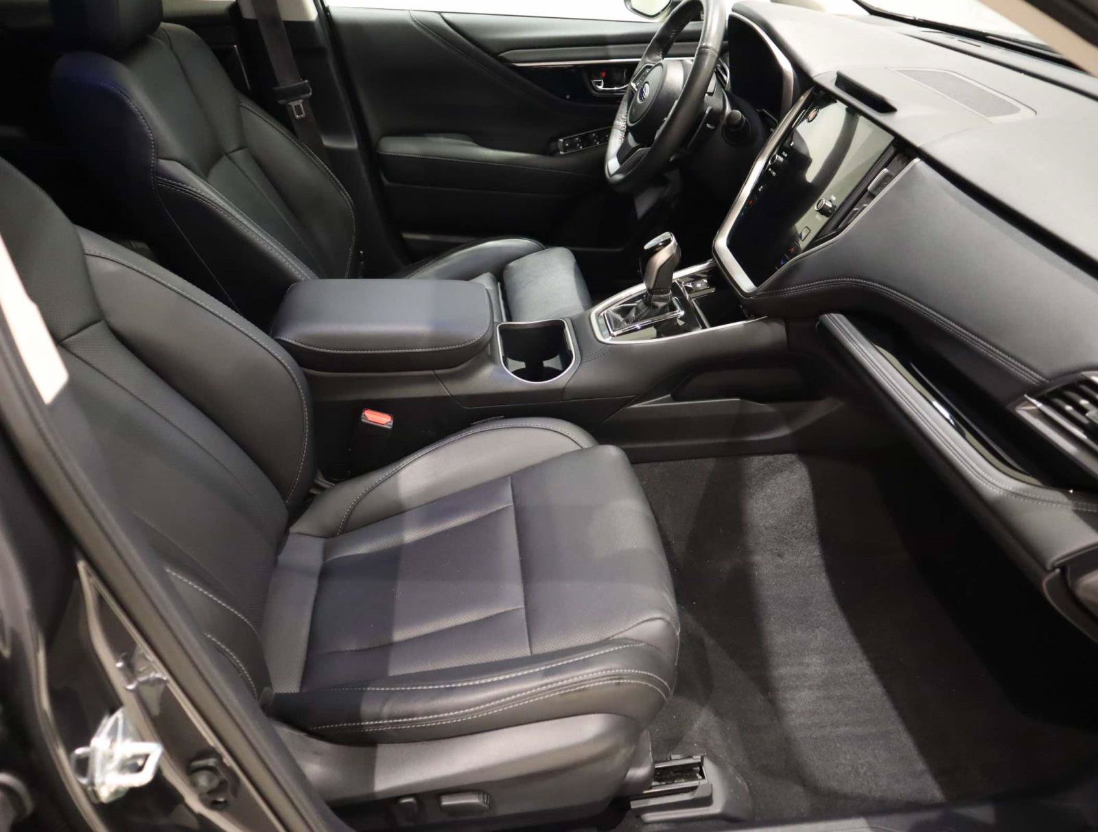 Used 2024 Subaru Outback Limited AWD/4WD image 15