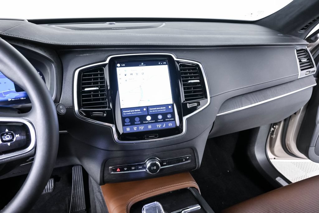 Certified 2024 Volvo XC90 B6 Ultimate w/ Lounge Package AWD/4WD image 15