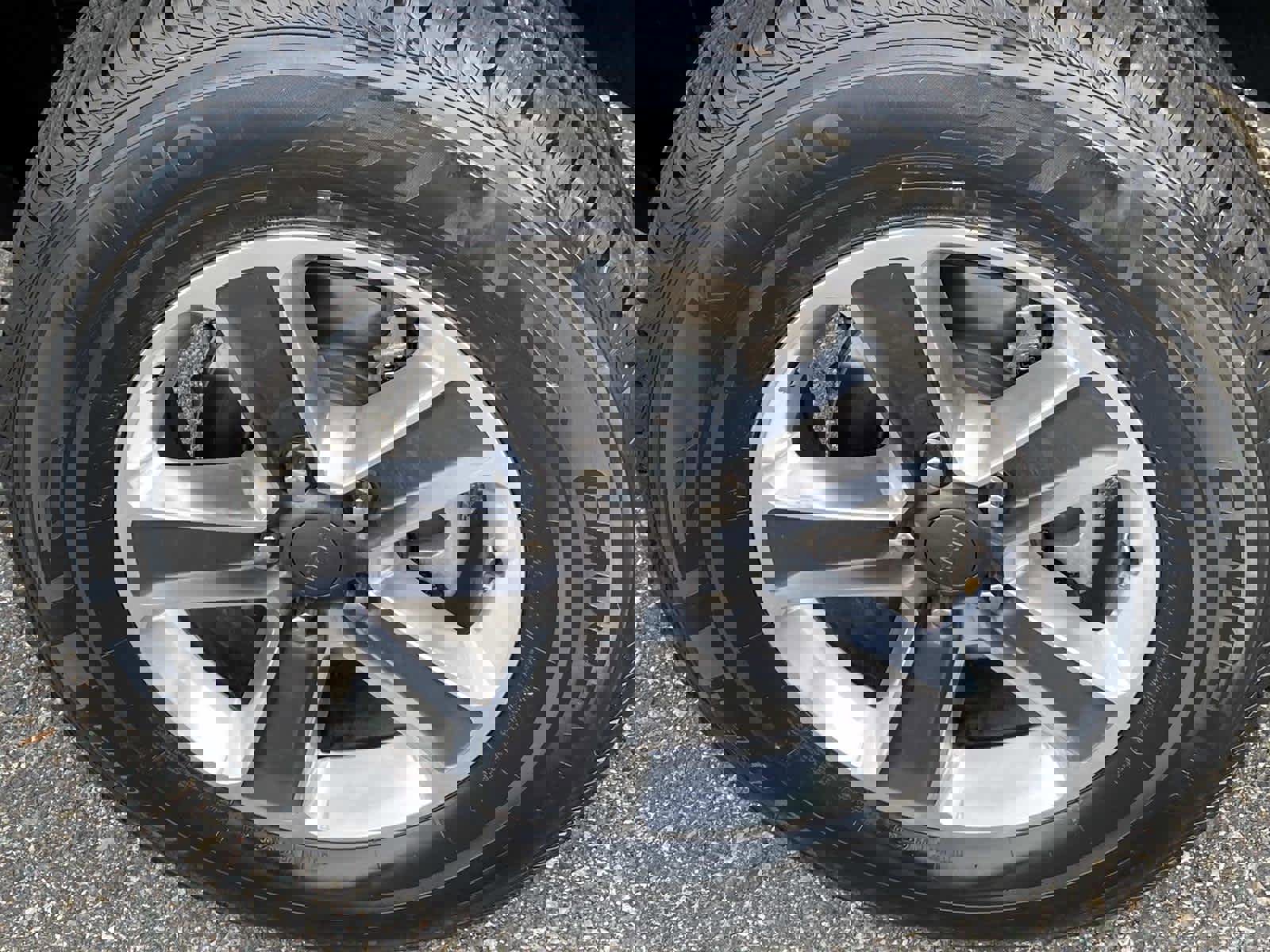 Certified 2022 Jeep Wrangler Unlimited Sahara w/ LED Lighting Group image 29