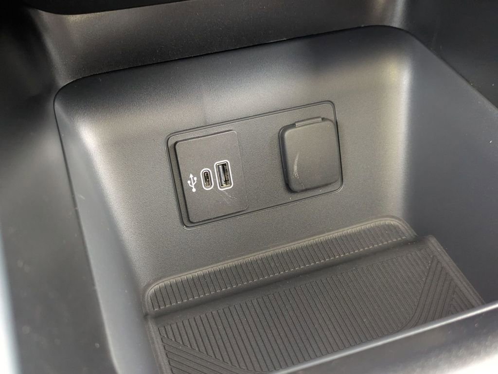 New 2026 Ford Explorer ST-Line w/ ST-Line Street Pack image 35