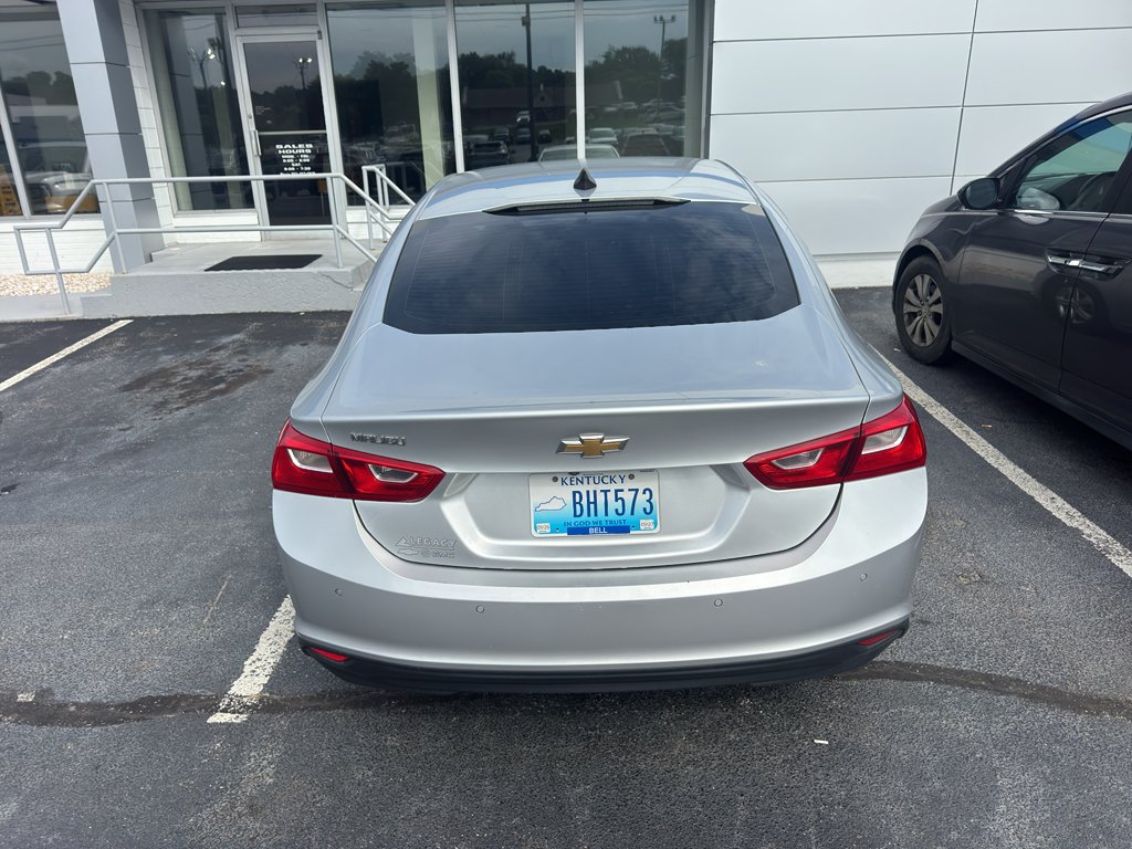 Used 2021 Chevrolet Malibu LS FWD image 3