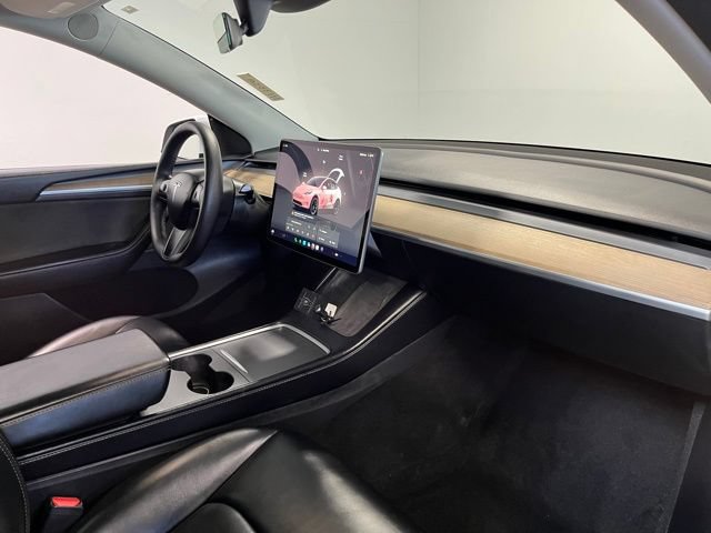 Used 2024 Tesla Model Y Long Range AWD/4WD image 11