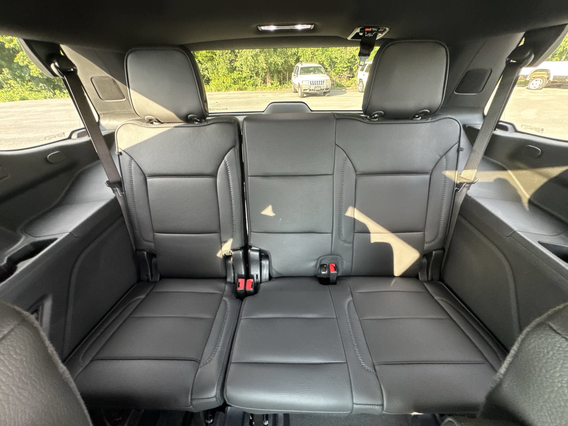 New 2026 GMC Yukon Denali w/ Denali Reserve Package AWD/4WD image 26