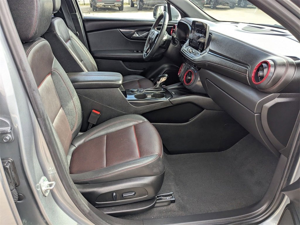 Used 2025 Chevrolet Blazer RS image 31