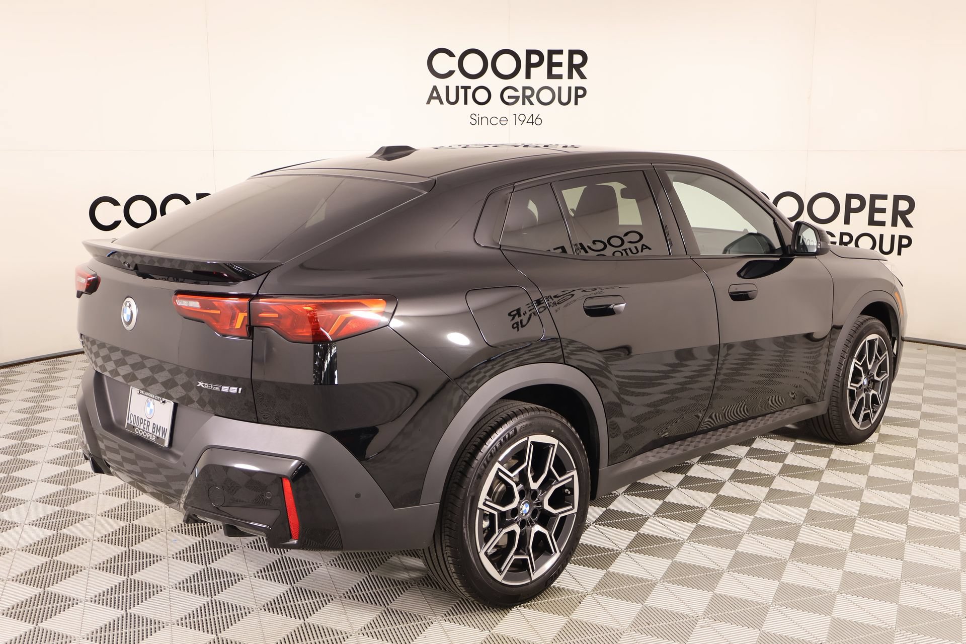 Used 2026 BMW X2 xDrive28i AWD/4WD image 21