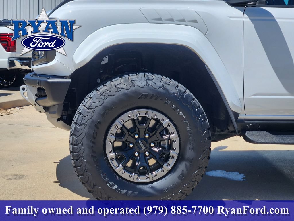 Certified 2025 Ford Bronco Raptor w/ Interior Carbon Fiber Pack AWD/4WD image 5