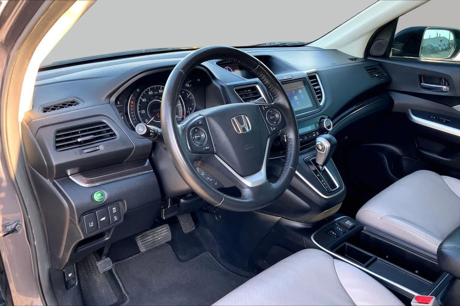 Used 2016 Honda CR-V Touring image 16