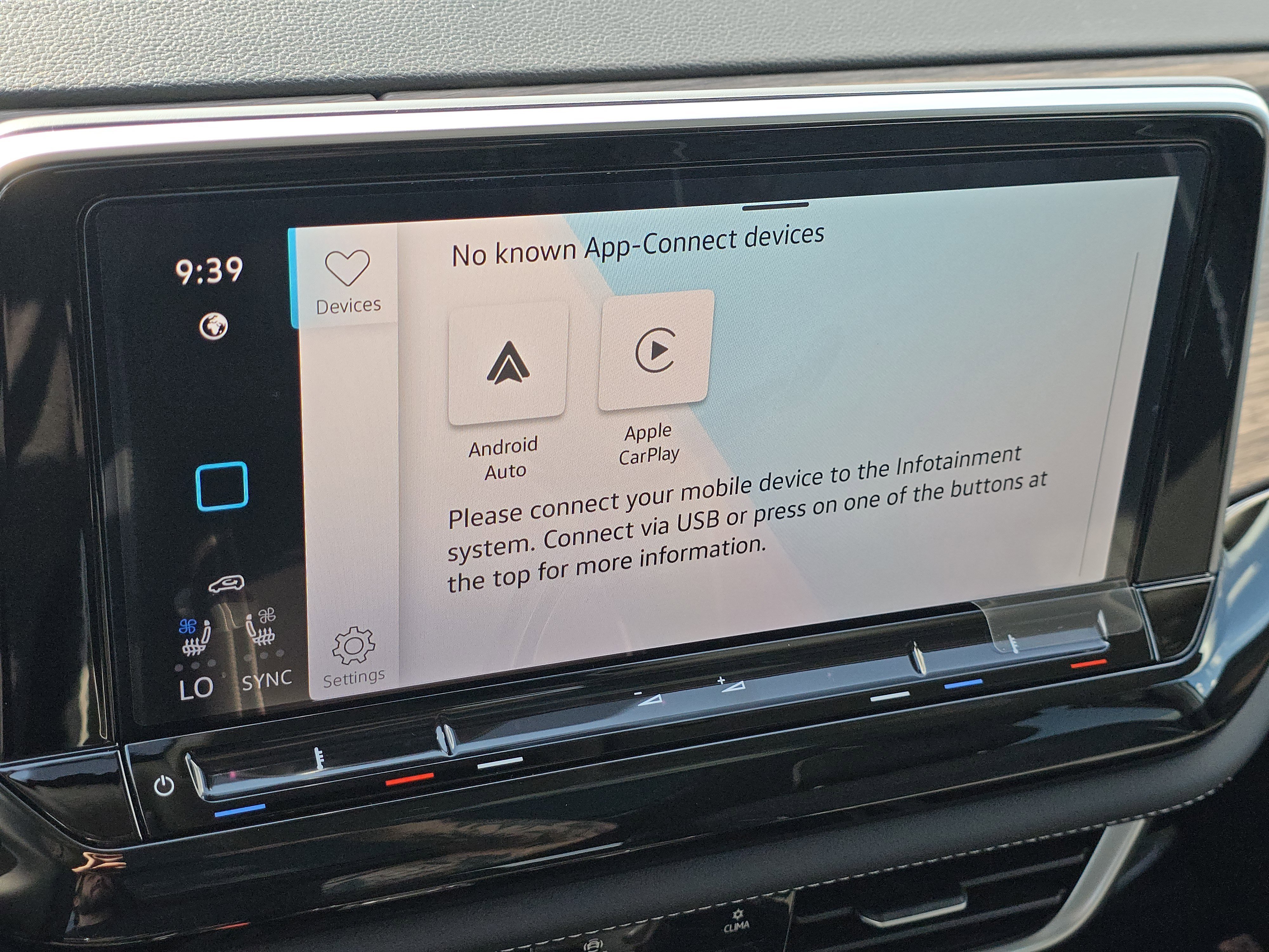 New 2026 Volkswagen Atlas SEL Premium R-Line image 11