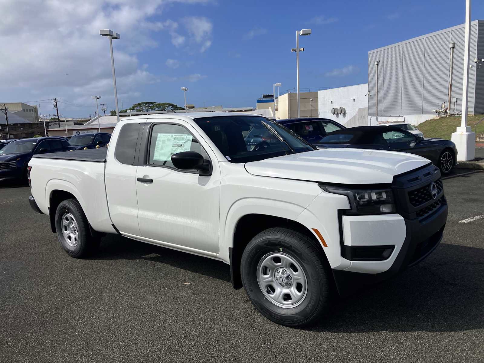 New 2026 Nissan Frontier S image 2