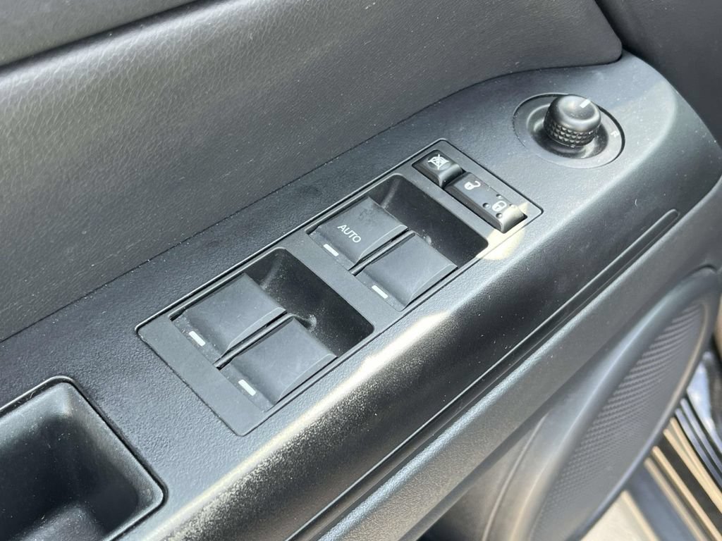Used 2017 Jeep Compass Sport w/ Power Value Group FWD image 16