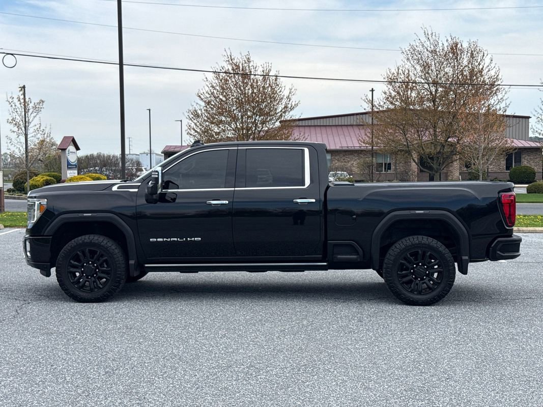 Used 2021 GMC Sierra 2500 Denali w/ Denali Black Diamond Edition AWD/4WD image 5